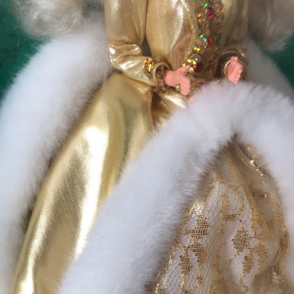 VINTAGE 1994 HOLIDAY BARBIE SPECIAL EDITION EXCELL COND. NEVER REMOVED FROM BOX - Picture 4 of 6